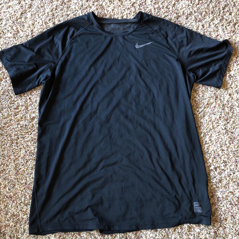 Nike Pro Short-sleeve Shirt